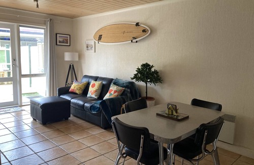 Lorne Apartment | Unit 2 Cora- Lynn 22-28 Mountjoy Parade