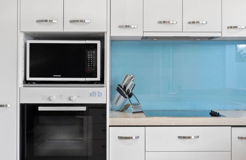 Coolum Beach Apartment | Unit 30-31 12 Perry Street