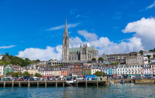 Cobh Apartment | Unit 4 Tranquil Harbourside Retreat- Central Location