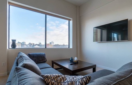 Winnipeg Apartment | UNIT THREE Executive Stay Fully Furnished Spacious Two Bedroom Condo