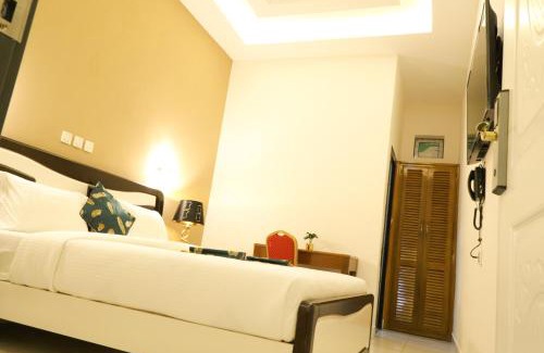 Penka-Michel Hotel | United Hotel Balessing