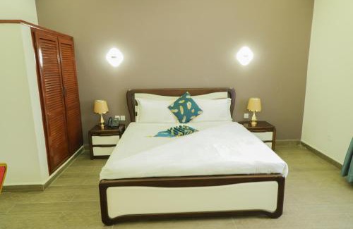 Central Hotel | United Hotel Mbalmayo