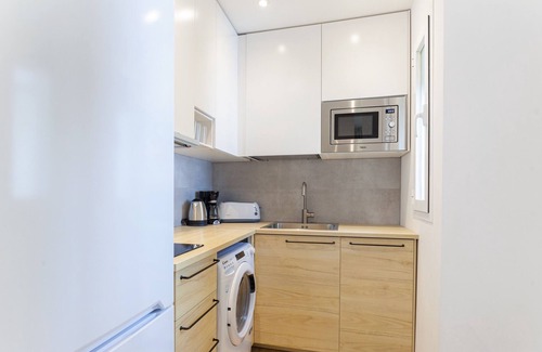 Bellas Vistas Apartment | Universidad VI apartment in Madrid