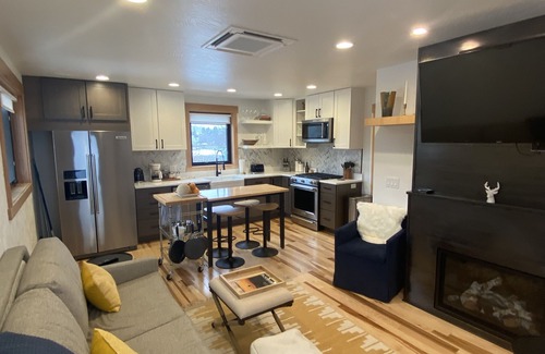 University District House | University Area-New Micro House