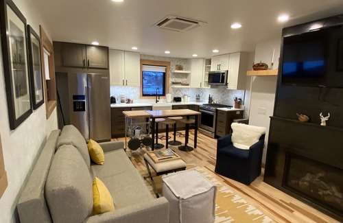 University District House | University Area-New Micro House