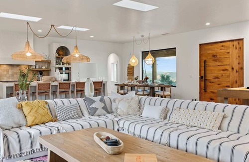 Joshua Tree House | Uno Vida | Hot Tub, Views and Pool w/Water Slide