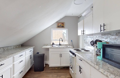 Riverside House | Unobstructed Beachfront Views in this 4-bed, 2 bathroom house in Riverside