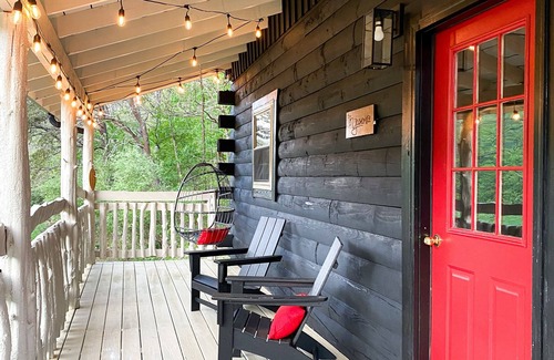 Lindside Cabin | Unplugged Retreat-The Yosemite at Rock Springs