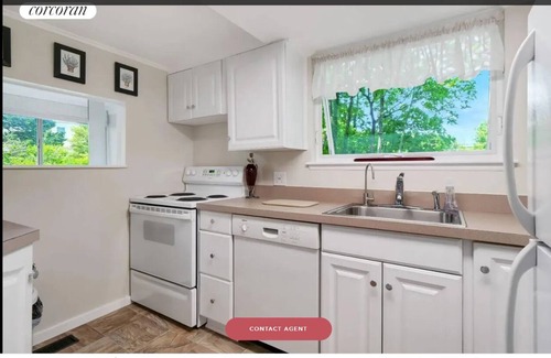 East Marion Cottage | Unspoiled North Fork Charm, walk to bay & sound beaches, minutes to Greenport