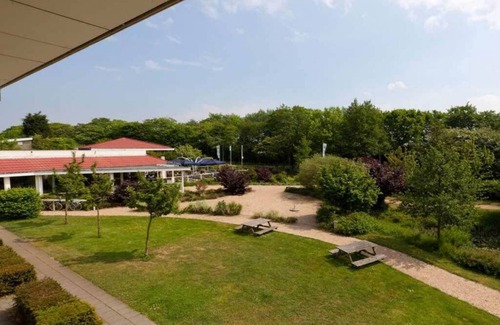 Renesse Hotel | Unwind in Cozy Haven w/Onsite Dining, Parking near Seaside Escape & Local sites