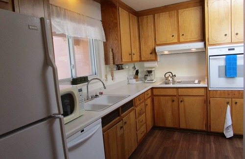 Southside House | Unwind In Our 3 Bedroom Home - quiet neighborhood.