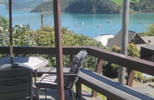 Akaroa House | Up from the Beach on Smith Ave