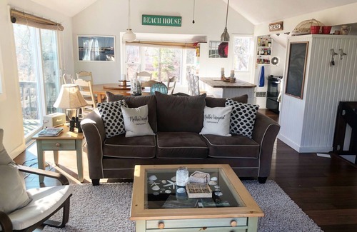 Edgartown House | Updated and Beloved Home on Martha's Vineyard, close to beaches and town center.