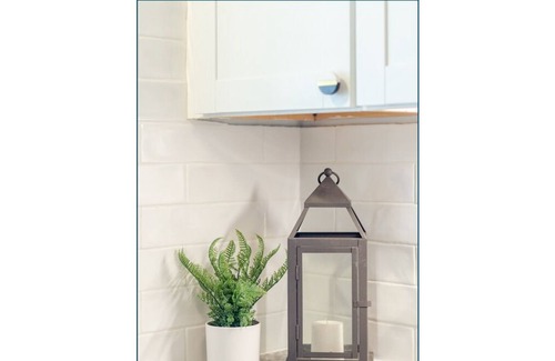 South End Apartment | Updated and wonderfully designed 3BR suite