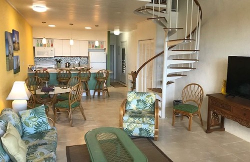 Estate Golden Rock Condo | Updated/Beautifully Decorated Club St. Croix Condo - 2 Beds/2 Baths ON THE BEACH
