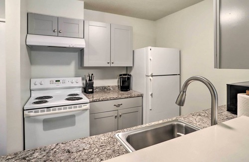 Heather Ridge Condo | Updated Condo 3 Mi to Cherry Creek State Park