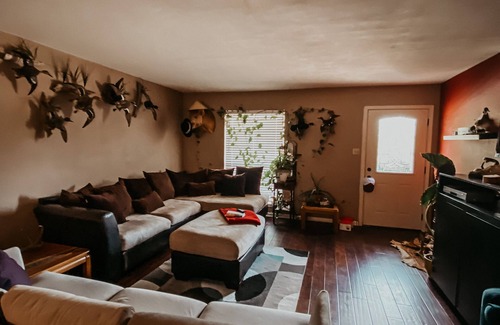 Barton Hills House | Updated Duplex! Less than a mile to the ACL Festival!