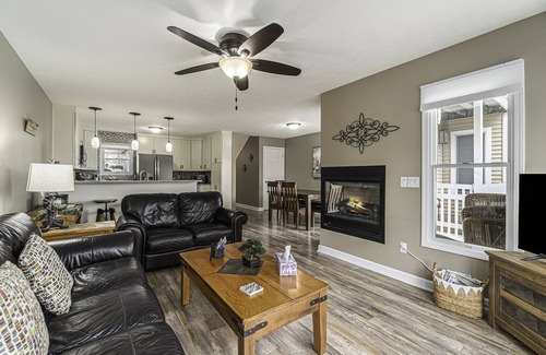 Manistee Condo | Updated Family Condo at Harbor Village