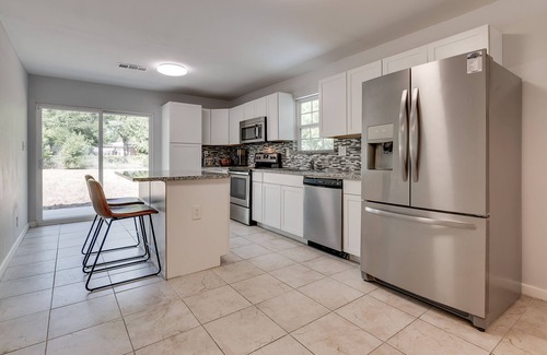 Haltom City House | Updated home 15 minutes from Downtown Fort Worth!