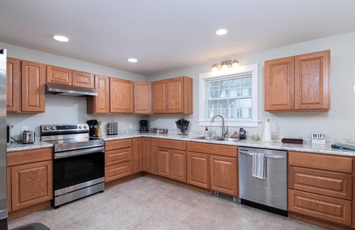 East Haven Rutland County House | Updated Home, Near Killington and Okemo, Hot Tub, EV Charger