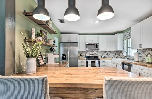 Murray Hill House | Updated Jacksonville Home < 7 Mi to Downtown!