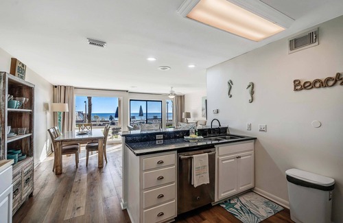 Fort Bay Condo | Updated Latitude 29 #26 Beachfront w/Pool, Hot Tub & Grills! Free Golf & Tix!
