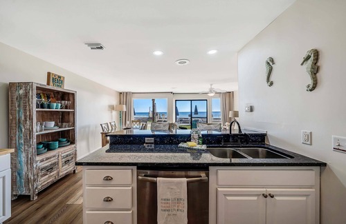 Fort Bay Condo | Updated Latitude 29 #26 Beachfront w/Pool, Hot Tub & Grills! Free Golf & Tix!