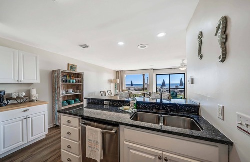 Fort Bay Condo | Updated Latitude 29 #26 Beachfront w/Pool, Hot Tub & Grills! Free Golf & Tix!