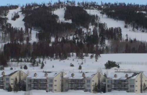 Silvercreek Condo | Updated MOUNTAINSIDE Condo-2bd/3bth-adjacent to slopes and family friendly