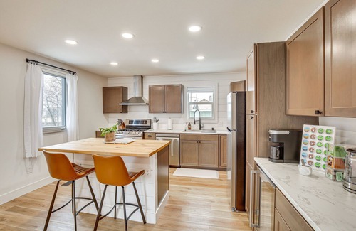 Palmer House | Updated Palmer Vacation Rental < 1 Mi to Downtown!