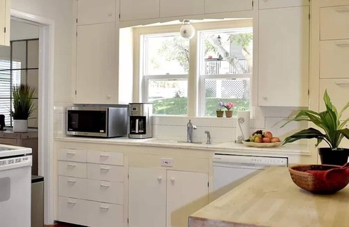 East Central House | Updated Sugarhouse Gem+Hot Tub+Large Fenced Yard+Designer Furniture