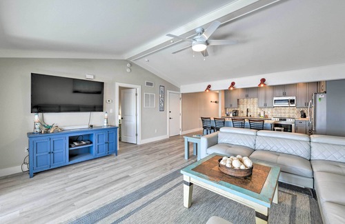Florida Panhandle House | Updated Waterfront Escape w/Dock & Fire Pit