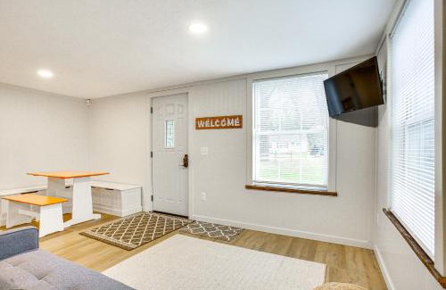 Wellston House | Updated Wellston Cabin, Walk to Lake Beach and Dock!