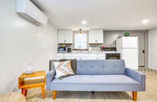 Wellston House | Updated Wellston Cabin, Walk to Lake Beach and Dock!