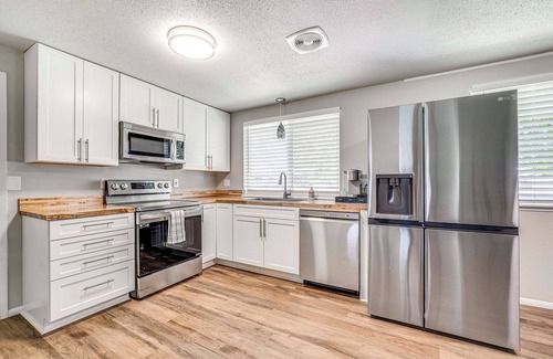 Yakima House | Updated Yakima Vacation Rental: Central Location!