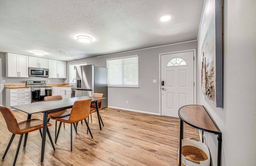 Yakima House | Updated Yakima Vacation Rental: Central Location!