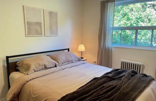 Beach Hill Apartment | Upper Beaches Apartment