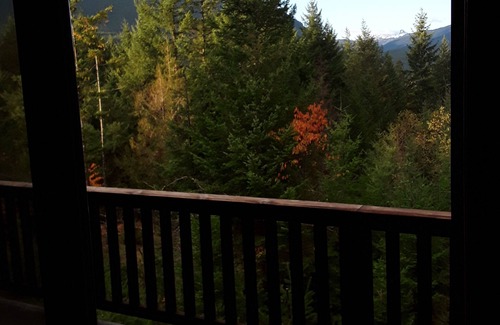 Packwood House | Upper Timberline Family Retreat