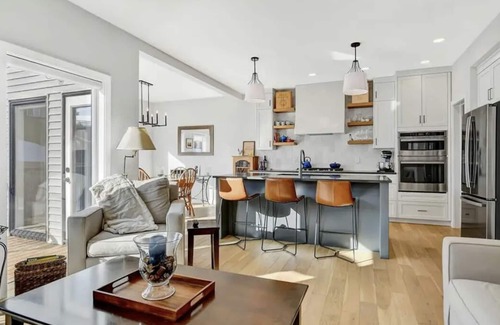Clairmont House | Upscale 3BR in Whispering Ridge