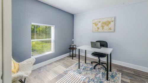 Azalea Park House | Upscale 3br Orlando Retreat Near Disney Parks