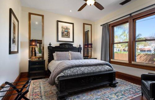 Santa Barbara House | Upscale Downtown Home Walk to Beach shops Bars 2