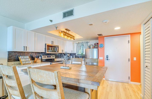 Hudson Condo | Upscale Gulf Front Hudson Condo w/Pool