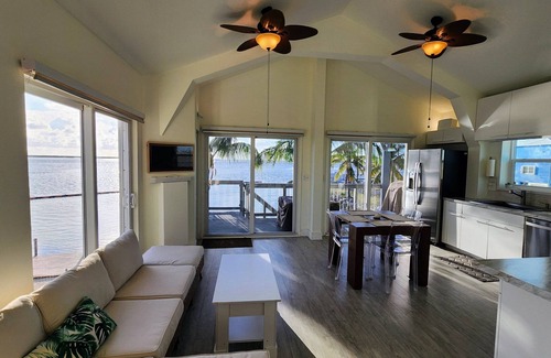 Sands House | Upscale ocean front home & easy canal boat access to Gulf or Atlantic