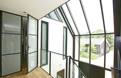 Erlecom Apartment | Upstairs apartment in a beautiful farmhouse