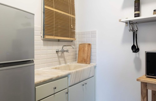 Athens City Centre Apartment | UPSTREET Zeus Temple View 2BD Apt Acropolis-Plaka
