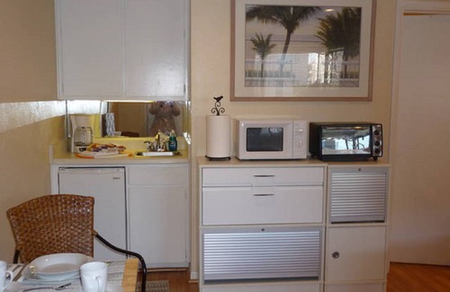 Knox - Henderson Apartment | Uptown Dallas – Charming Studio 1B, WiFi, Parking, Near Restaurants & Shops