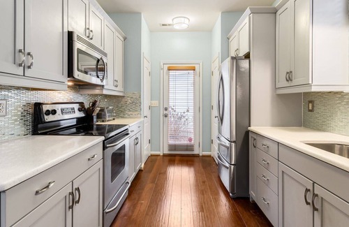 First Ward House | Uptown Lux 4BD/2.5BA Charlotte