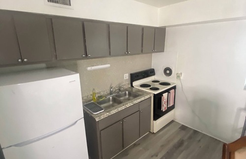 Crescent Lake Hotel | Uptown Suites
