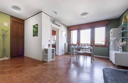 Saragozza-Porto Apartment | UR-NEST Saffi, Silent and very sunny 90 sqm