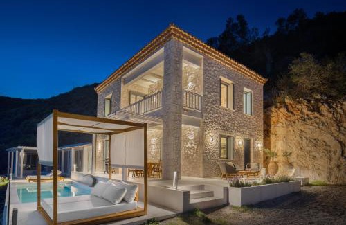 Evgiros Villa | Urania Luxury Villa Rhea